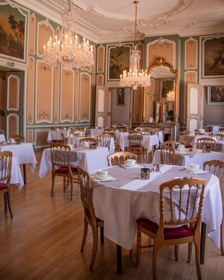Grand Hotel De La Reine - Place Stanislas Nancy Bagian luar foto